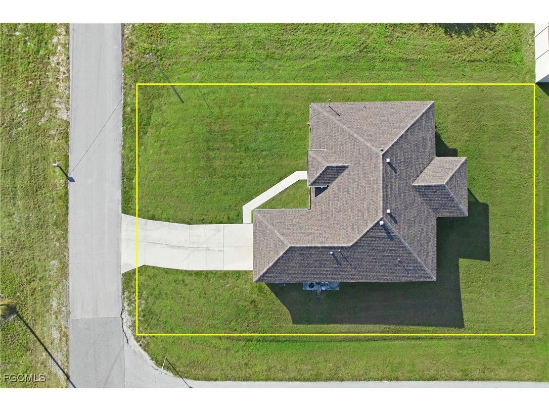 409 NE 25th Terrace Cape Coral FL 33909 2025019561 image37