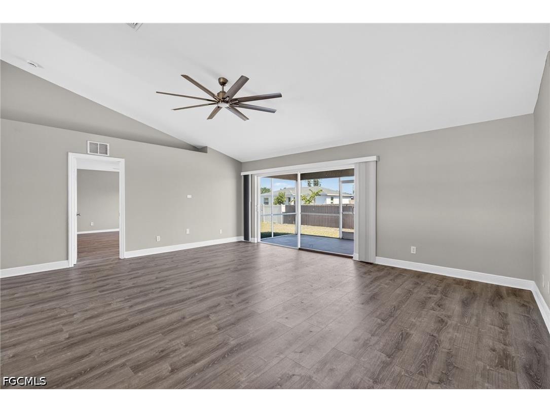 409 NE 25th Terrace Cape Coral FL 33909 2026022039 image15