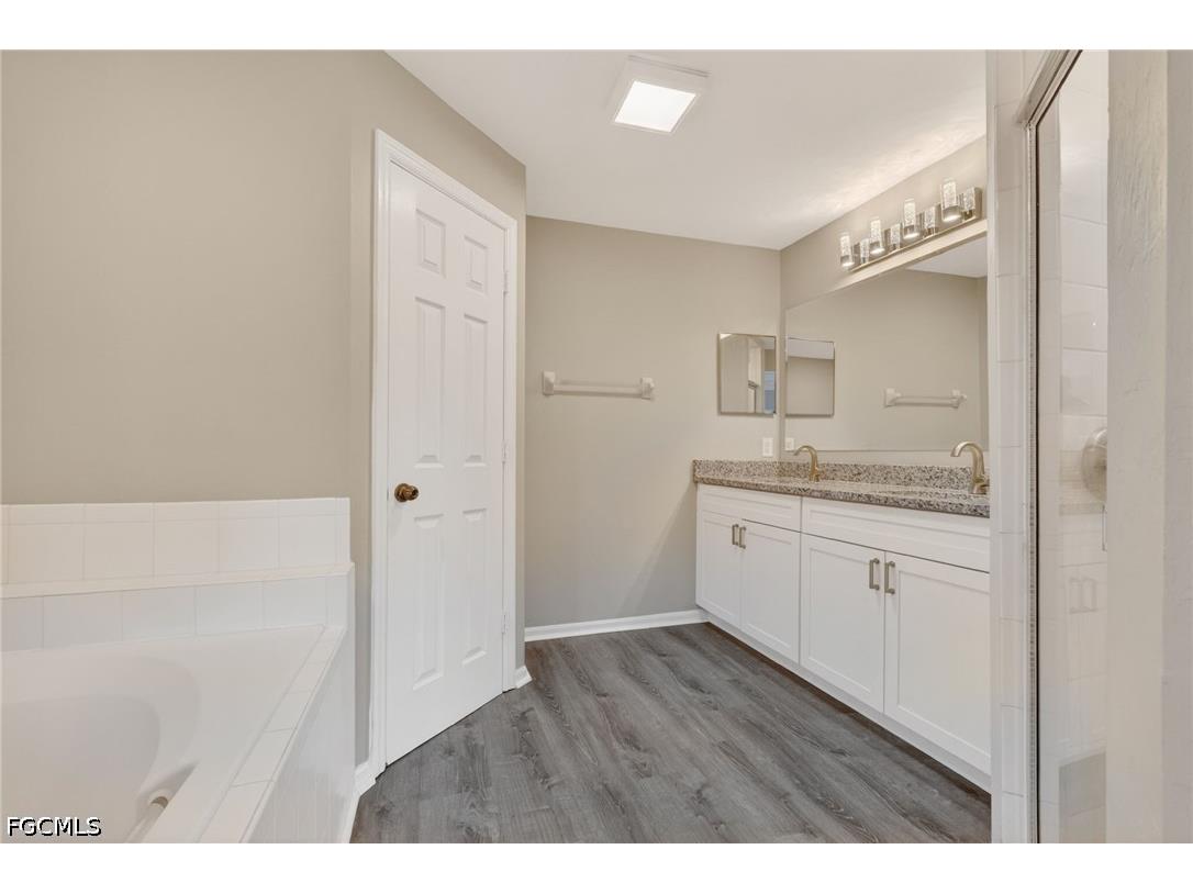 409 NE 25th Terrace Cape Coral FL 33909 2026022039 image23