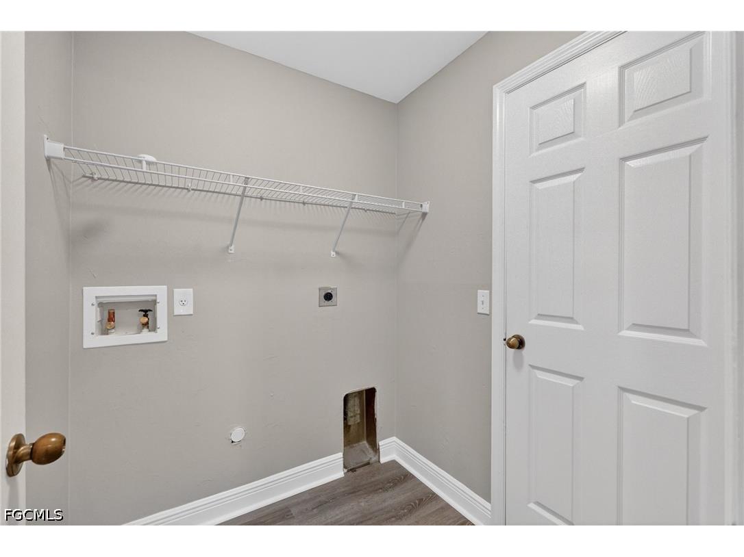 409 NE 25th Terrace Cape Coral FL 33909 2026022039 image39