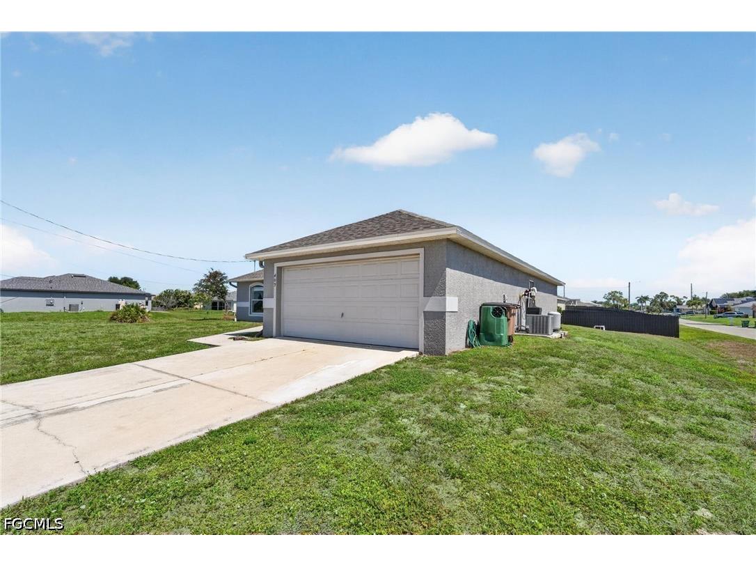 409 NE 25th Terrace Cape Coral FL 33909 2026022039 image48