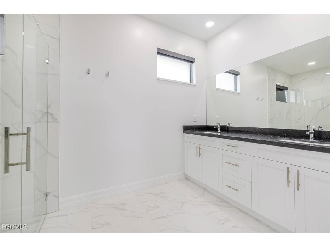 409 NW 36th Avenue Cape Coral FL 33993 2025011155 image15