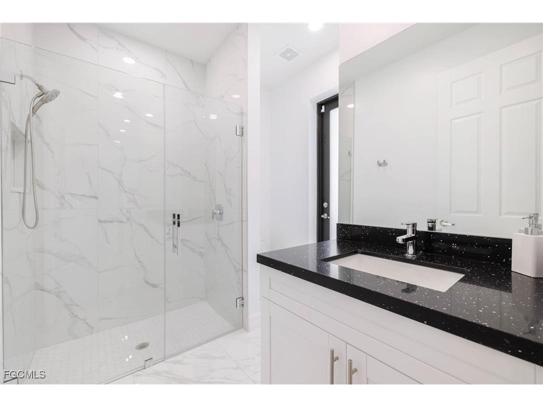 409 NW 36th Avenue Cape Coral FL 33993 2025011155 image18