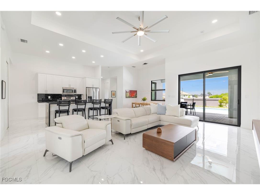 409 NW 36th Avenue Cape Coral FL 33993 2025011155 image2