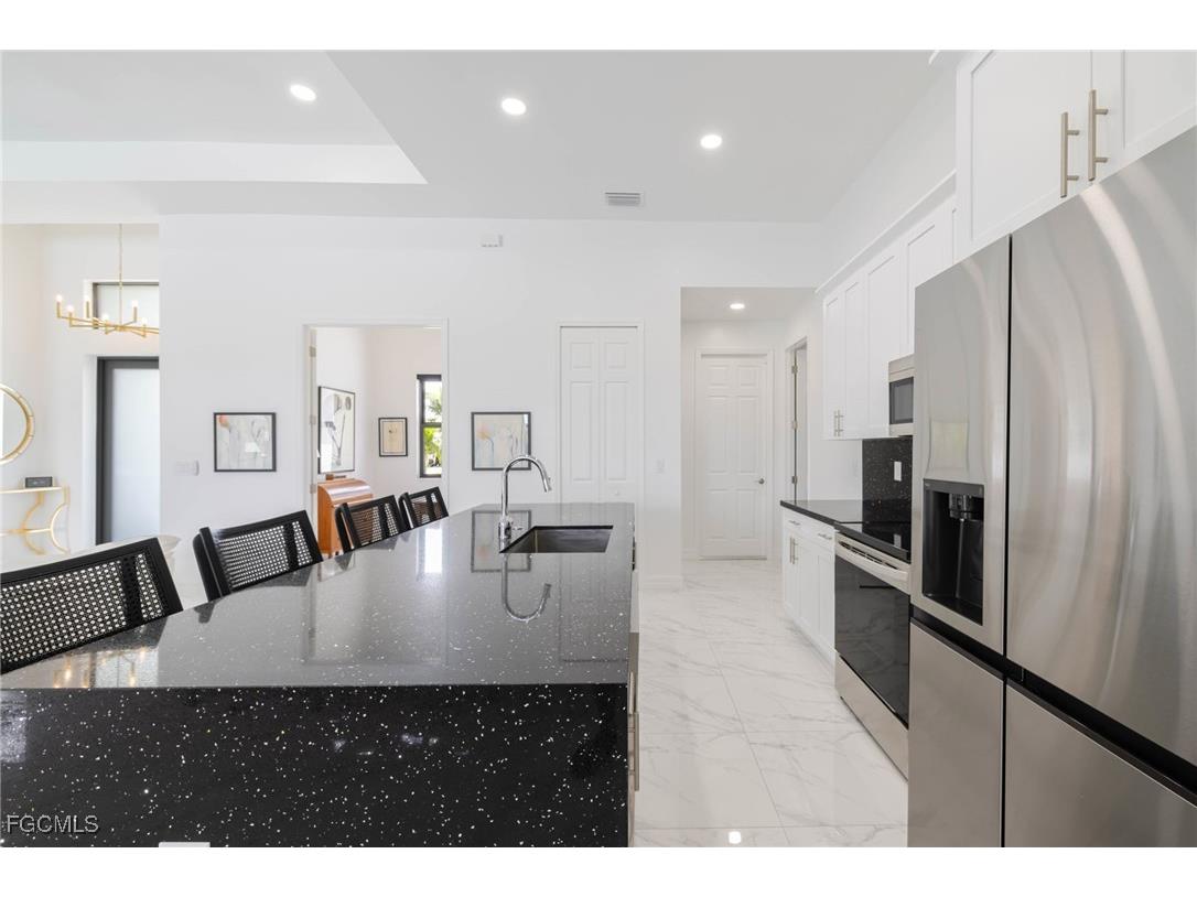 409 NW 36th Avenue Cape Coral FL 33993 2025011155 image7