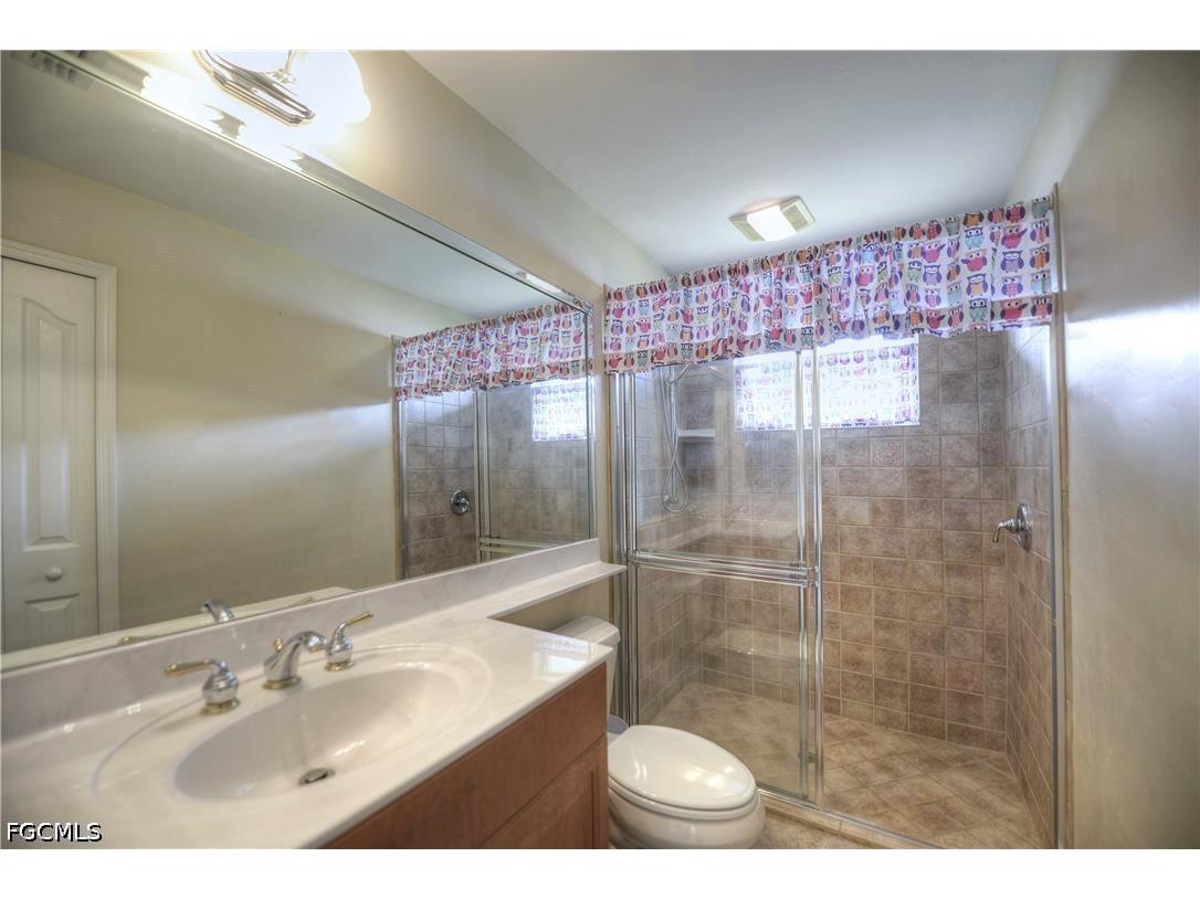 409 SW 7th Street Cape Coral FL 33991 2026028591 image13