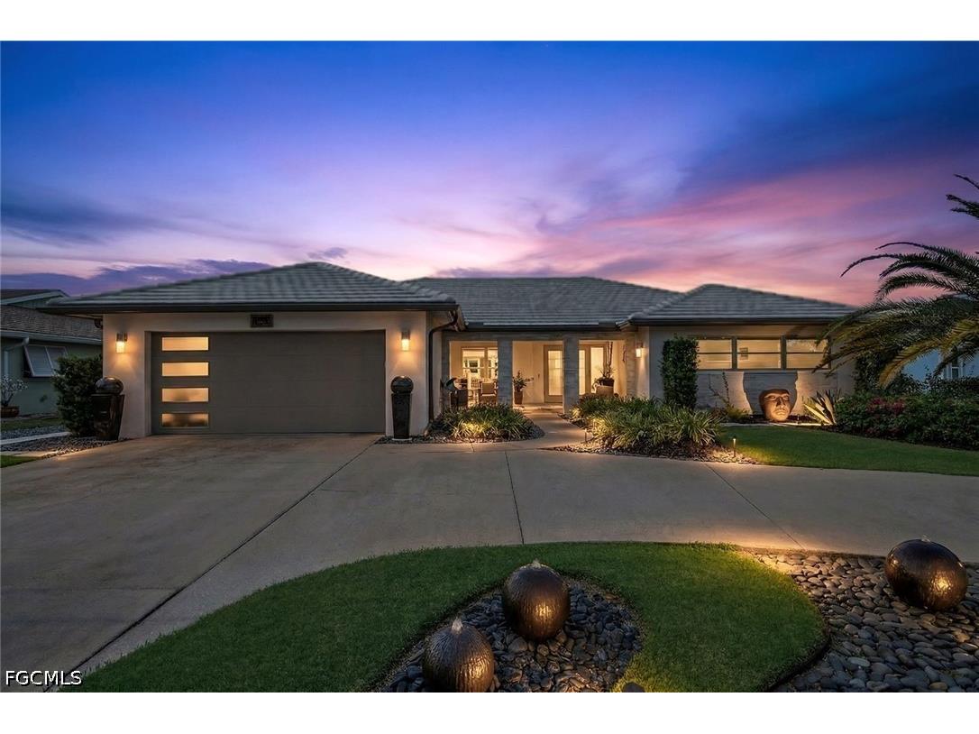 409 Tower Drive Cape Coral FL 33904 2026014981 image2