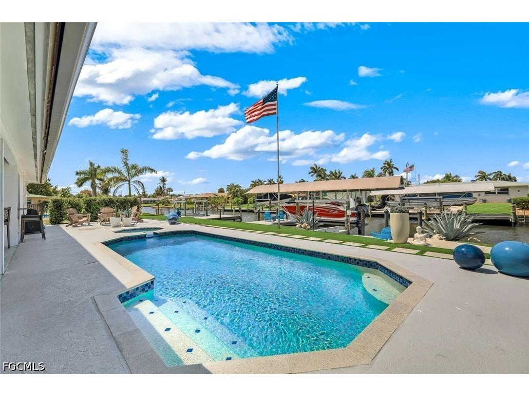 409 Tower Drive Cape Coral FL 33904 2026014981 image4