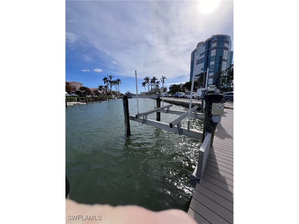 4090 Gulf Shore Blvd N #1 Naples FL 34103 225077033 image10