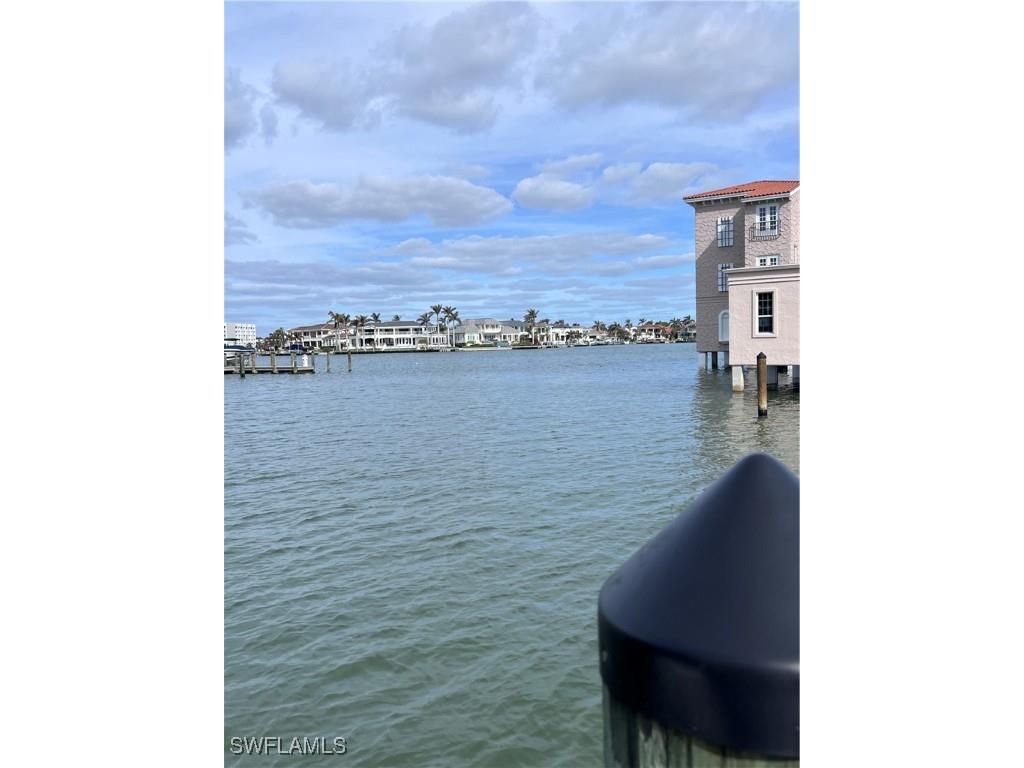 4090 Gulf Shore Blvd N #1 Naples FL 34103 225077033 image13