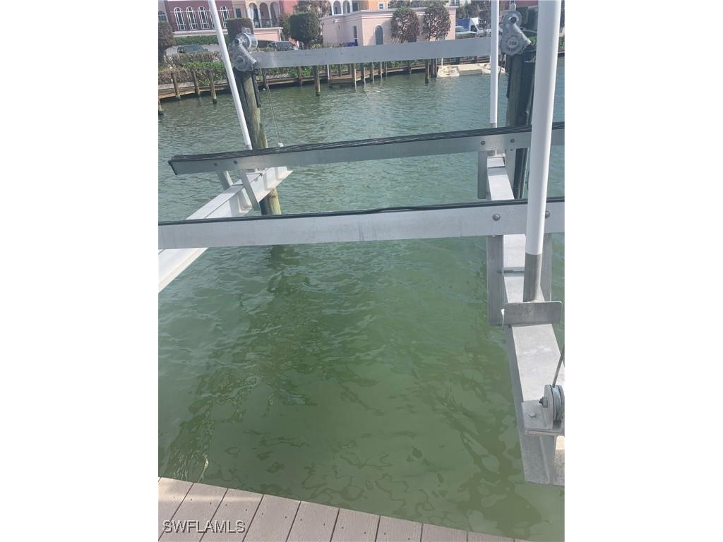 4090 Gulf Shore Blvd N #1 Naples FL 34103 225077033 image9