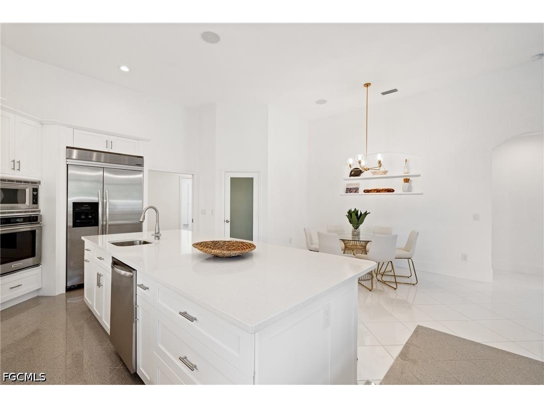 4090 W Gulf Drive Sanibel FL 33957 2026017249 image15