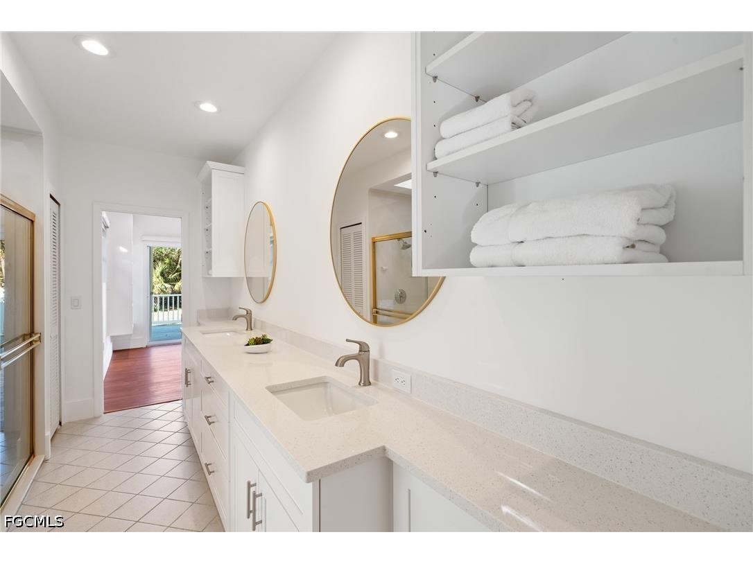 4090 W Gulf Drive Sanibel FL 33957 2026017249 image30