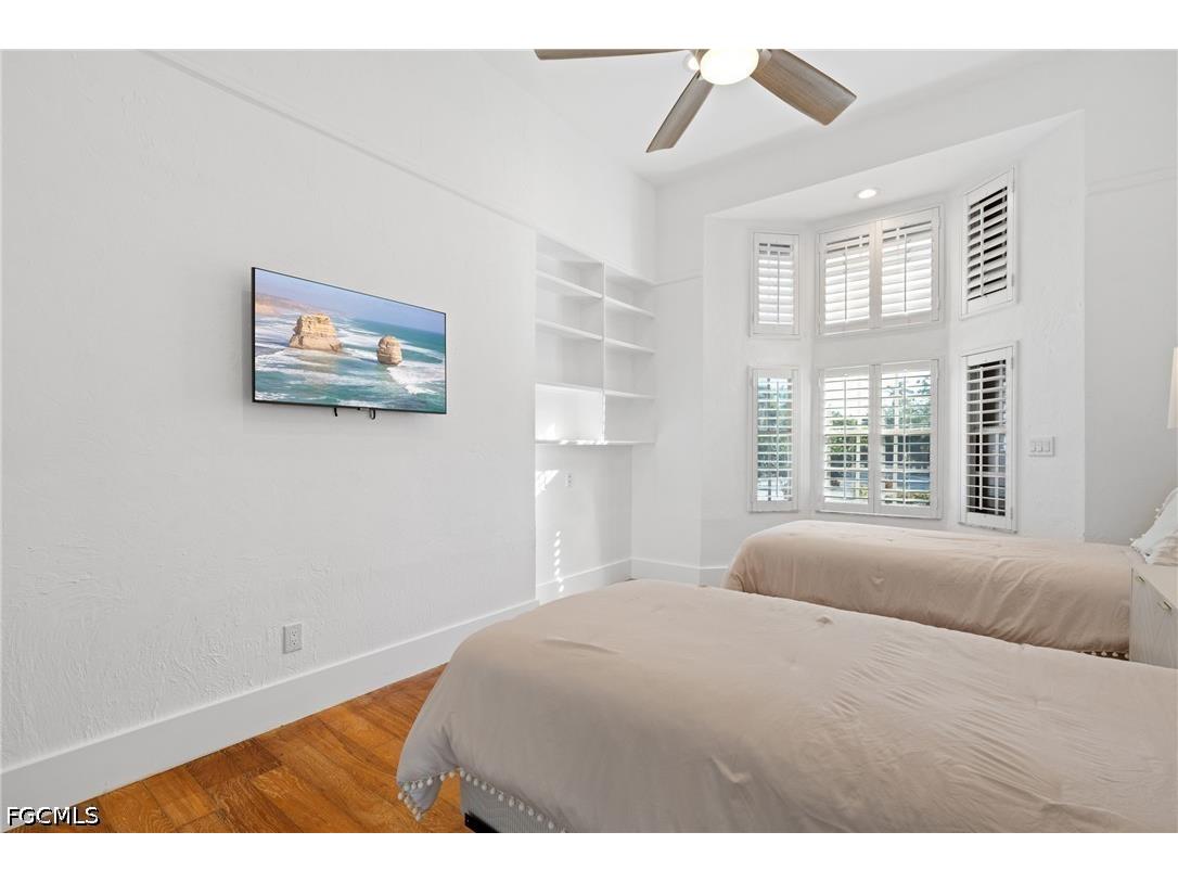 4090 W Gulf Drive Sanibel FL 33957 2026017249 image38