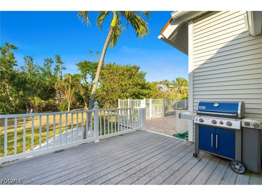 4090 W Gulf Drive Sanibel FL 33957 2026017249 image49