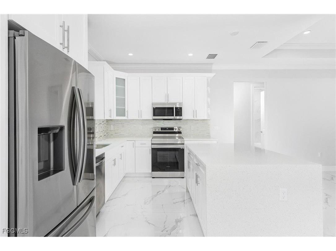 4091 56th Avenue NE Naples FL 34120 2026000459 image6