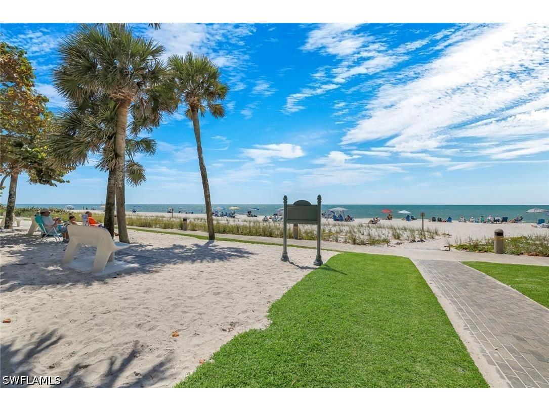 4092 Belair Lane #15 Naples FL 34103 226013065 image2