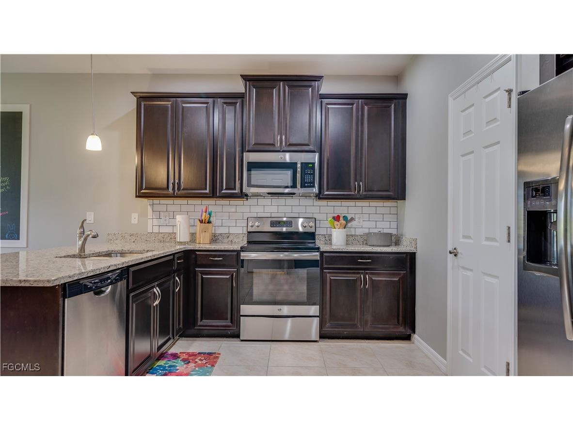 4093 Wilmont Place Fort Myers FL 33916 2025019639 image17