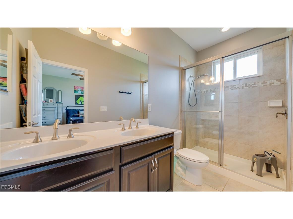 4093 Wilmont Place Fort Myers FL 33916 2025019639 image8