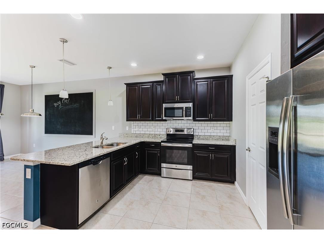 4093 Wilmont Place Fort Myers FL 33916 2026023873 image16