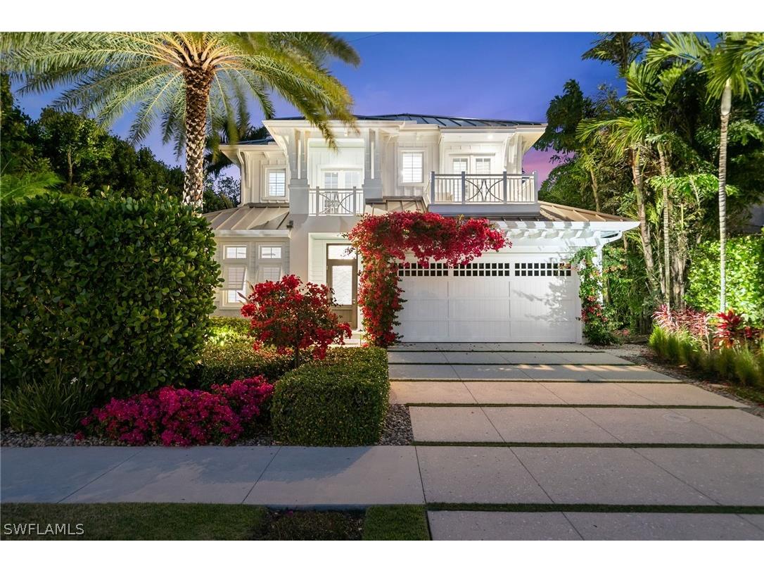 41 5th Street S Naples FL 34102 224025670 image1