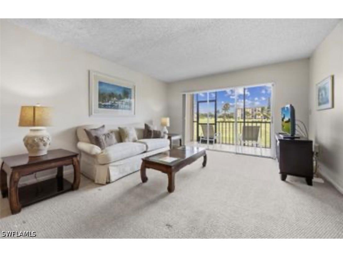 41 High Point Circle S #105 Naples FL 34103 226026276 image1