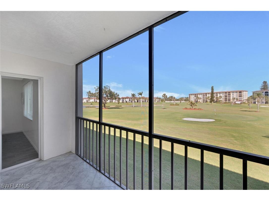 41 High Point Circle S #206 Naples FL 34103 223010459 image1