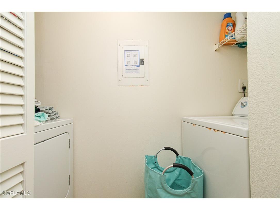 41 High Point Circle S #303 Naples FL 34103 225080326 image25