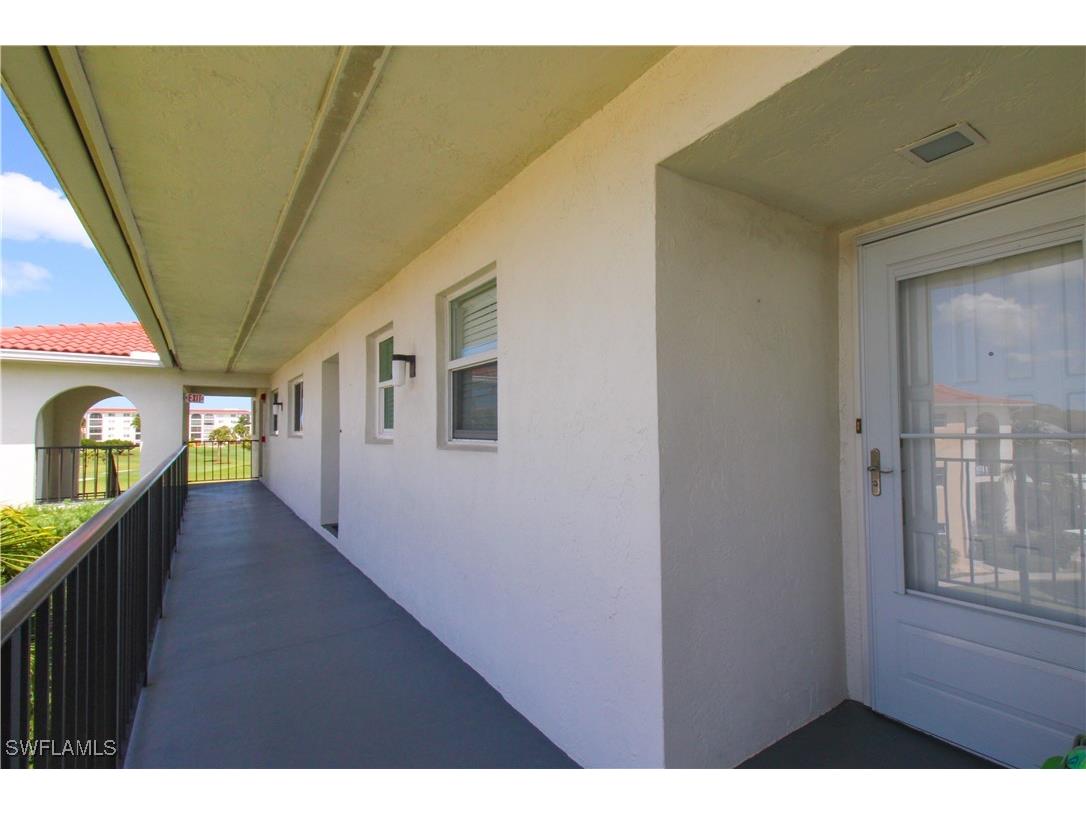 41 High Point Circle S #303 Naples FL 34103 225080326 image26