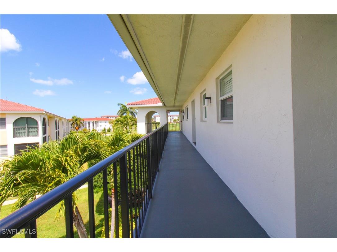 41 High Point Circle S #303 Naples FL 34103 225080326 image27