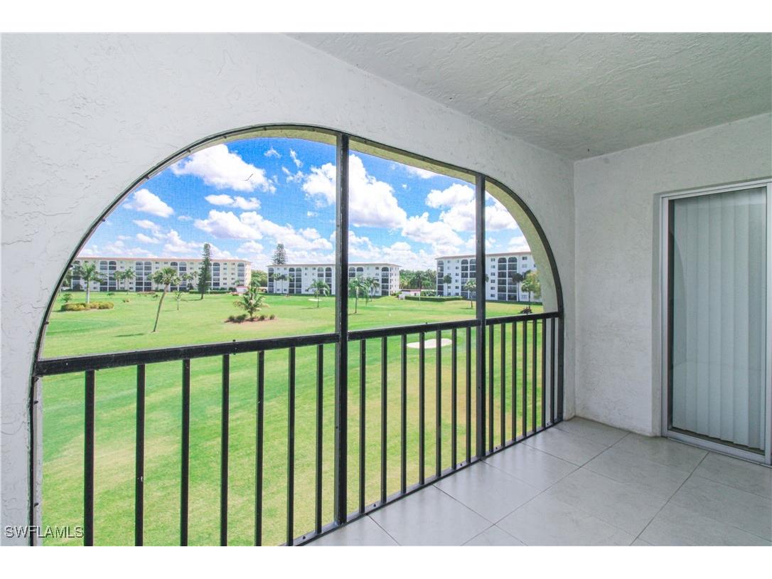 41 High Point Circle S #303 Naples FL 34103 225080326 image6