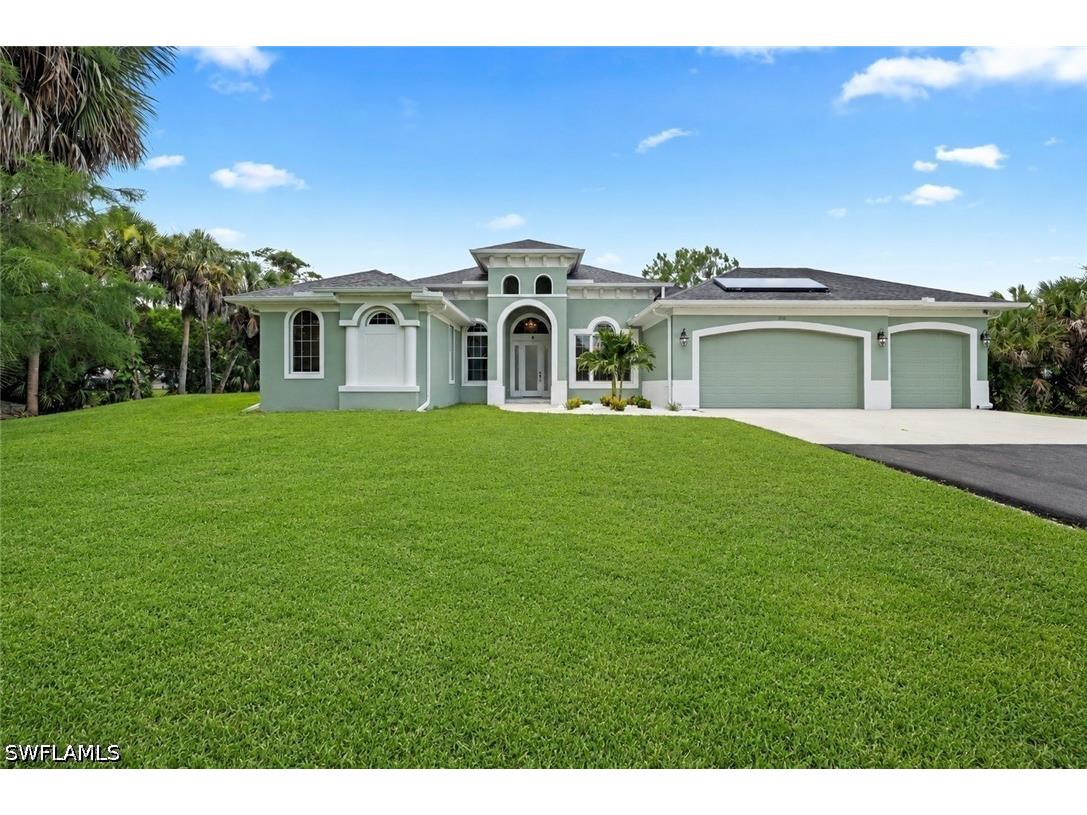 410 17th Street SW Naples FL 34117 226023311 image1