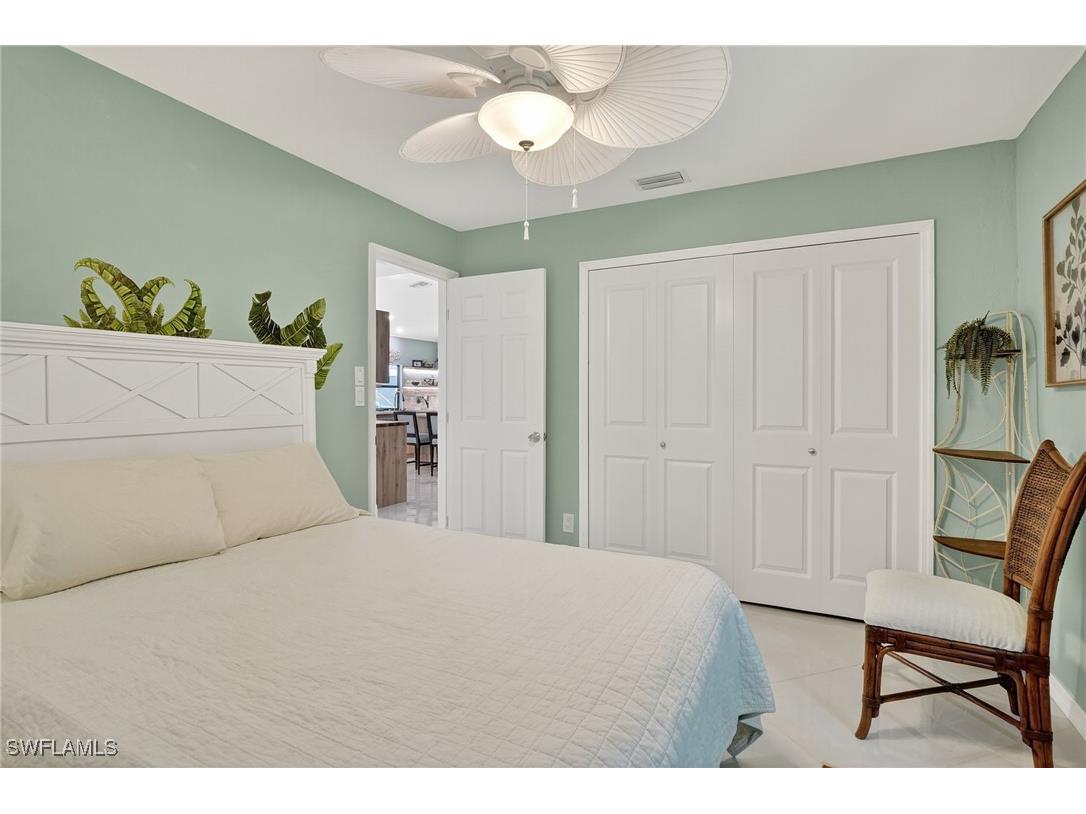 410 6th Street NE Naples FL 34120 225070820 image22