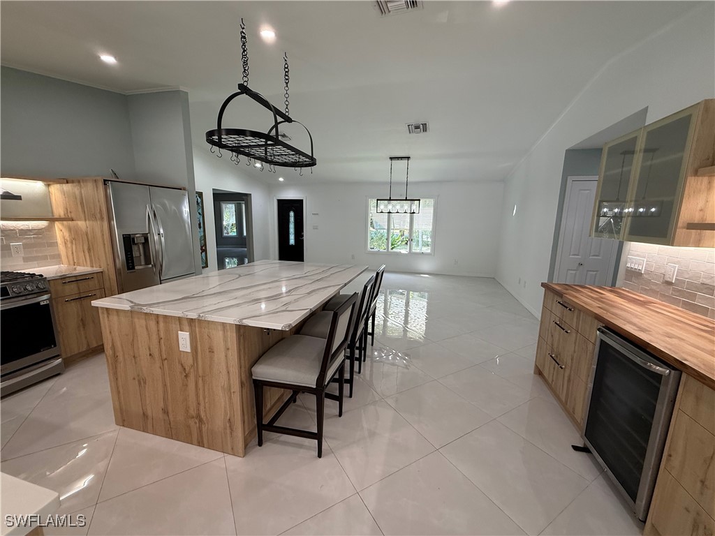 410 6th Street NE Naples FL 34120 225070820 image9