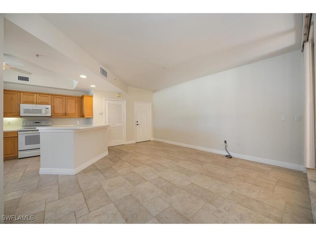 410 Bayfront Place #2309 Naples FL 34102 225072828 image4