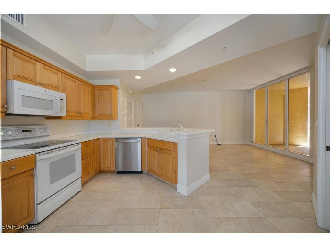 410 Bayfront Place #2309 Naples FL 34102 225072836 image5