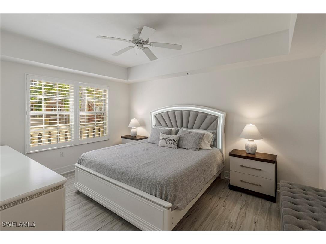 410 Bayfront Place #2204 Naples FL 34102 225048720 image11