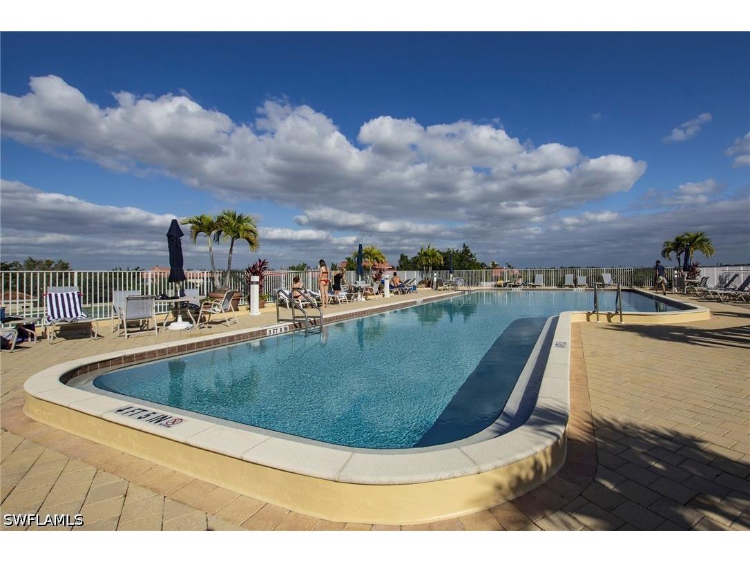 410 Bayfront Place #2204 Naples FL 34102 226017992 image24