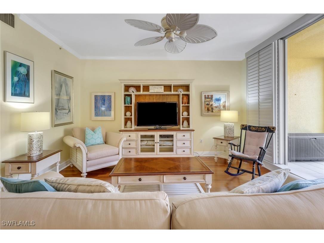 410 Bayfront Place #2303 Naples FL 34102 225018915 image1