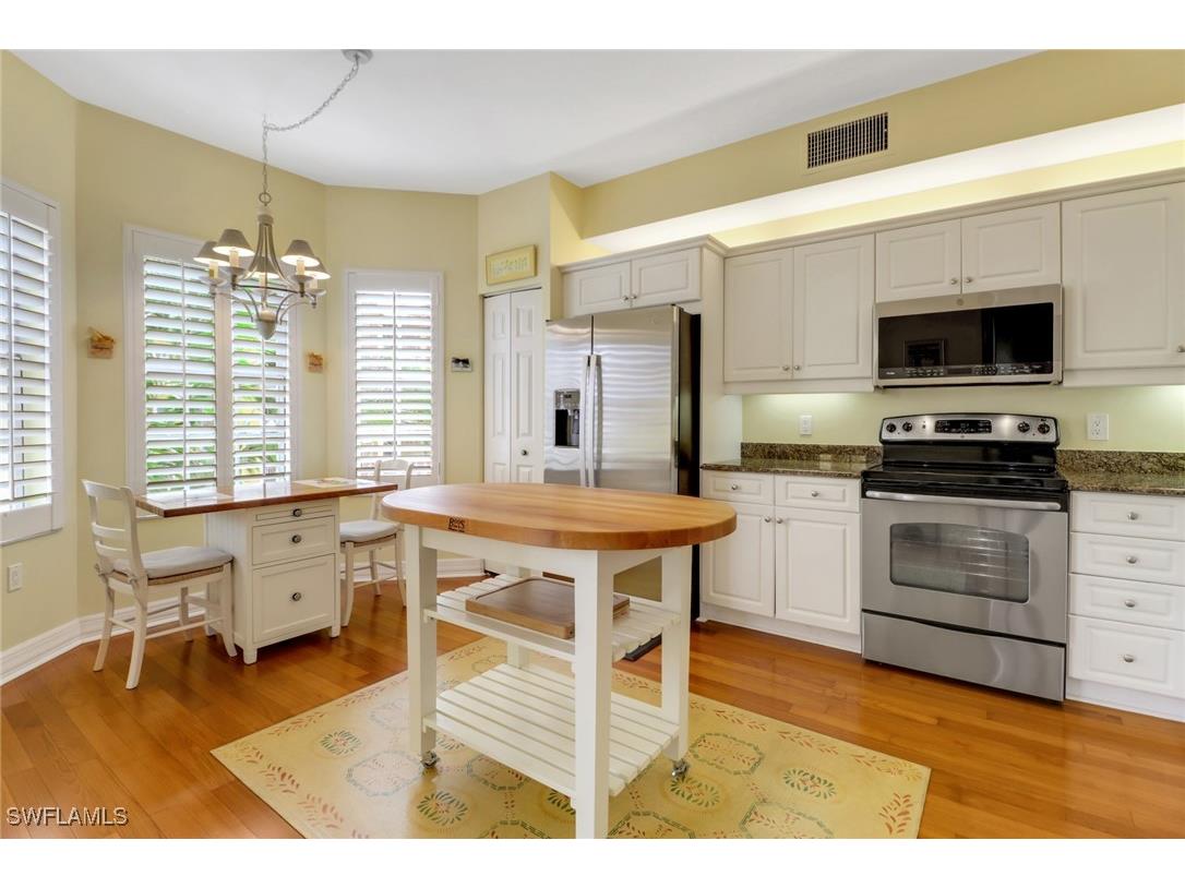 410 Bayfront Place #2303 Naples FL 34102 225018915 image12