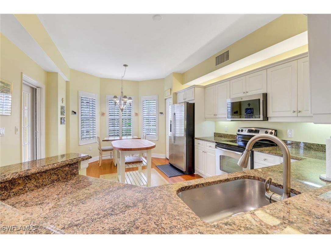 410 Bayfront Place #2303 Naples FL 34102 225018915 image8