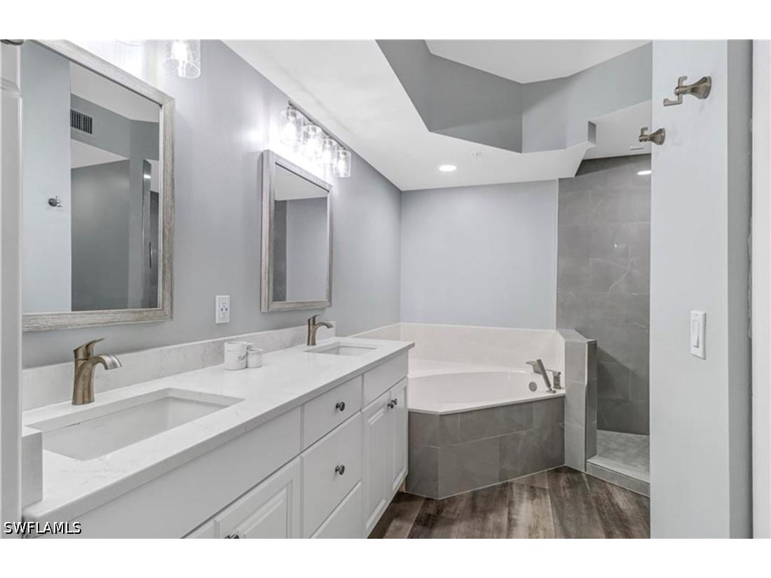 410 Bayfront Place #2307 Naples FL 34102 226022866 image16