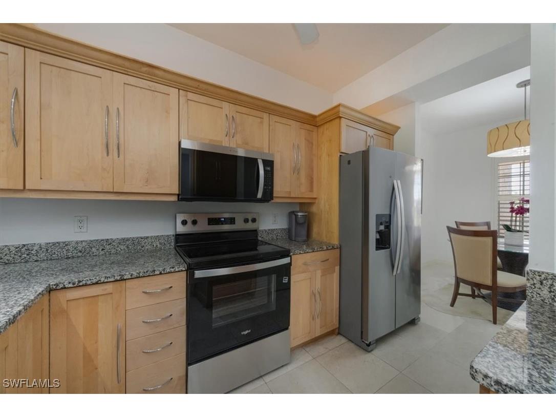 410 Bayfront Place #2405 Naples FL 34102 225070126 image4