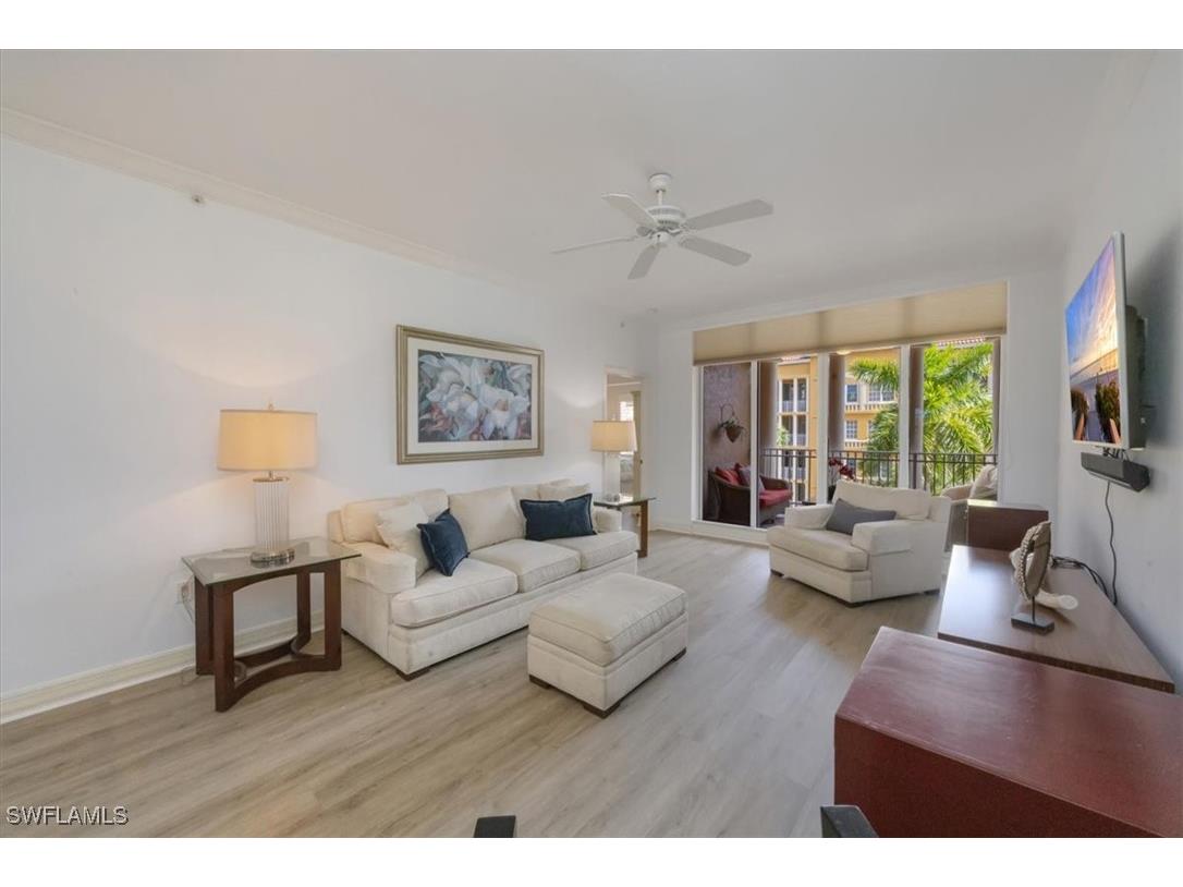 410 Bayfront Place #2405 Naples FL 34102 225073904 image2