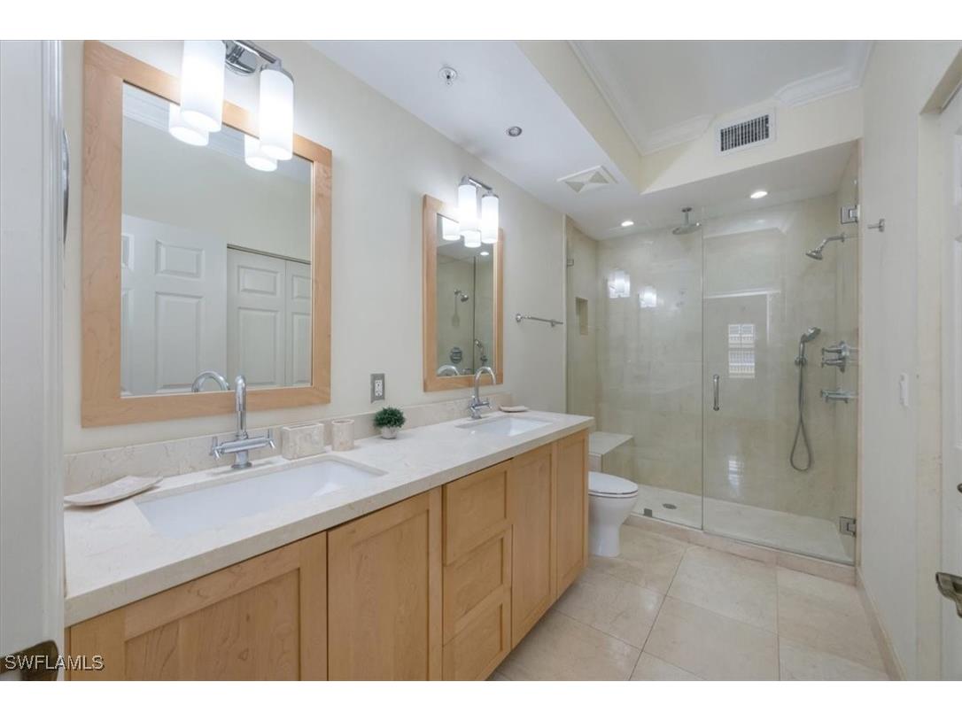 410 Bayfront Place #2405 Naples FL 34102 225073904 image9