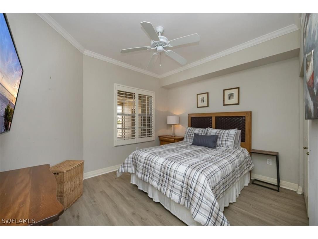 410 Bayfront Place #2405 Naples FL 34102 226007746 image9