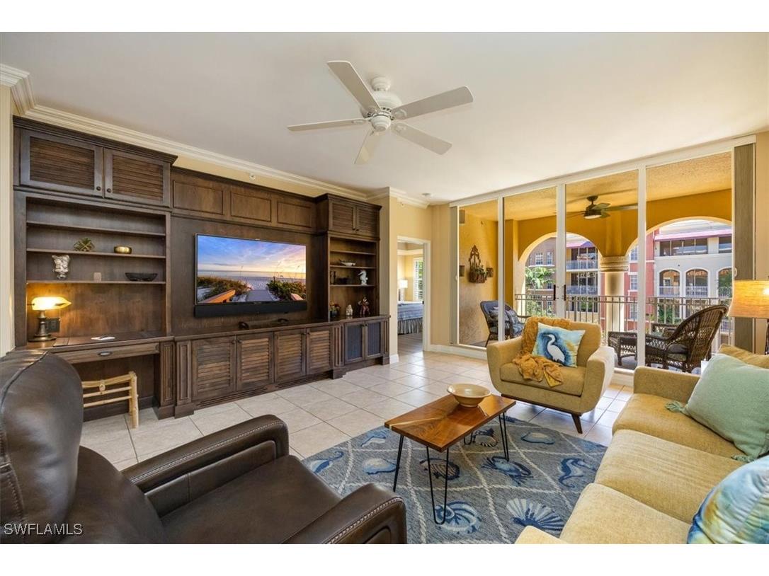 410 Bayfront Place #2407 Naples FL 34102 225073237 image1