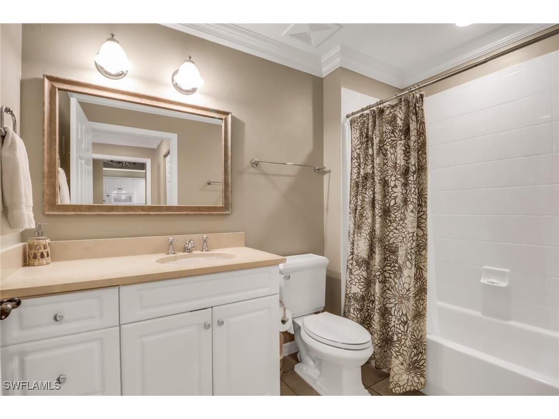 410 Bayfront Place #2407 Naples FL 34102 225073237 image15