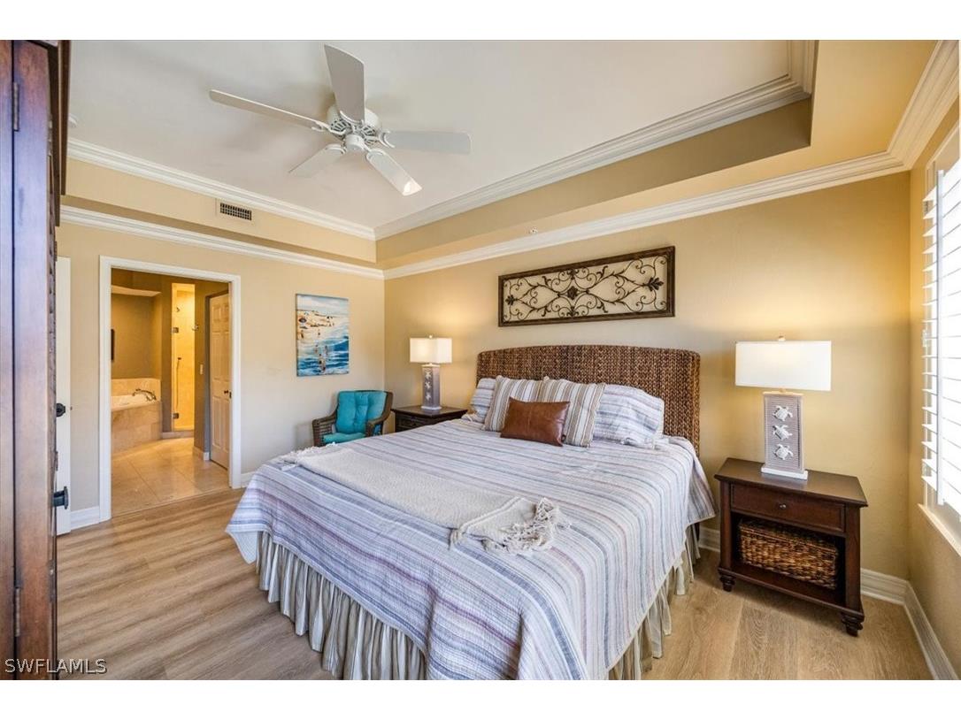 410 Bayfront Place #2407 Naples FL 34102 226007545 image11