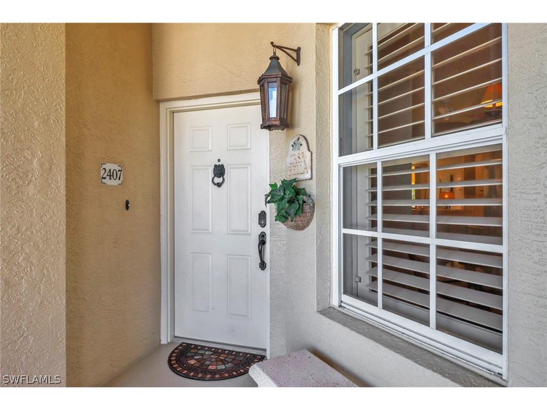 410 Bayfront Place #2407 Naples FL 34102 226007545 image2